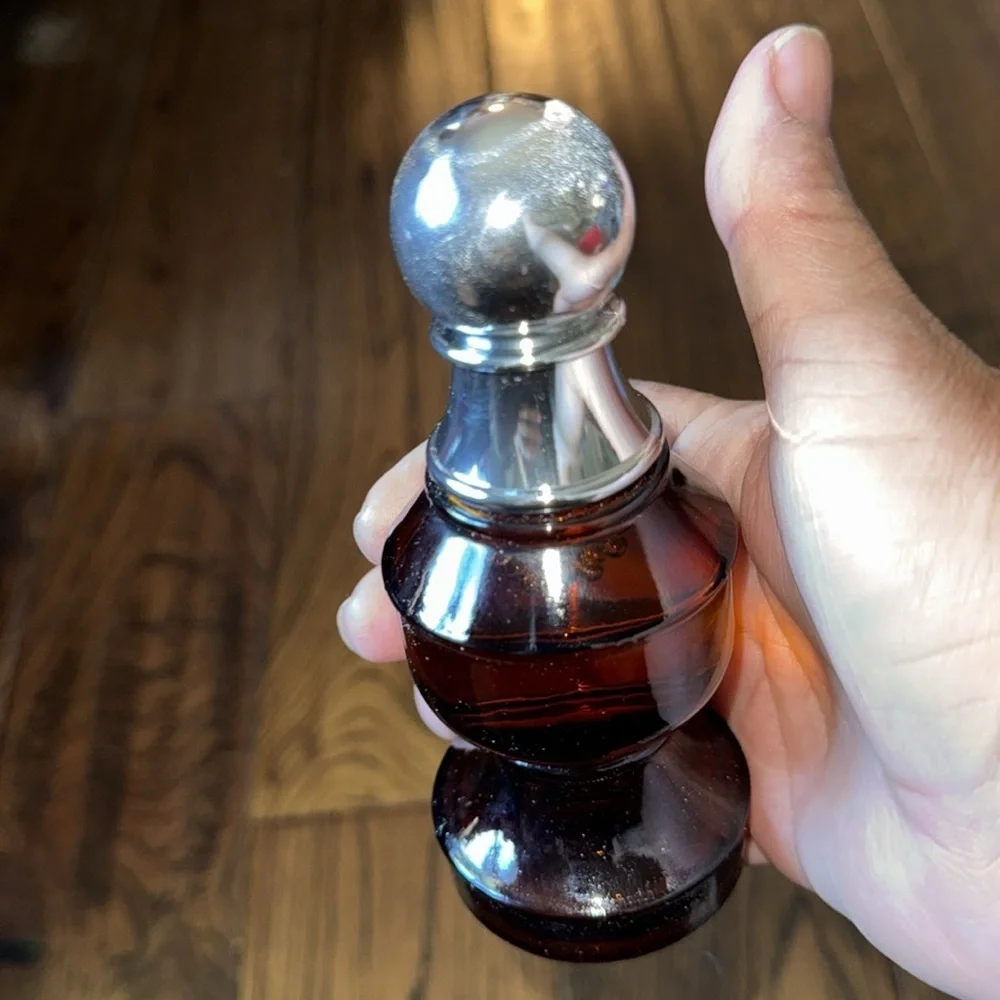 VTG Avon Wild Country & The Pawn II Chess Pieces After Shave